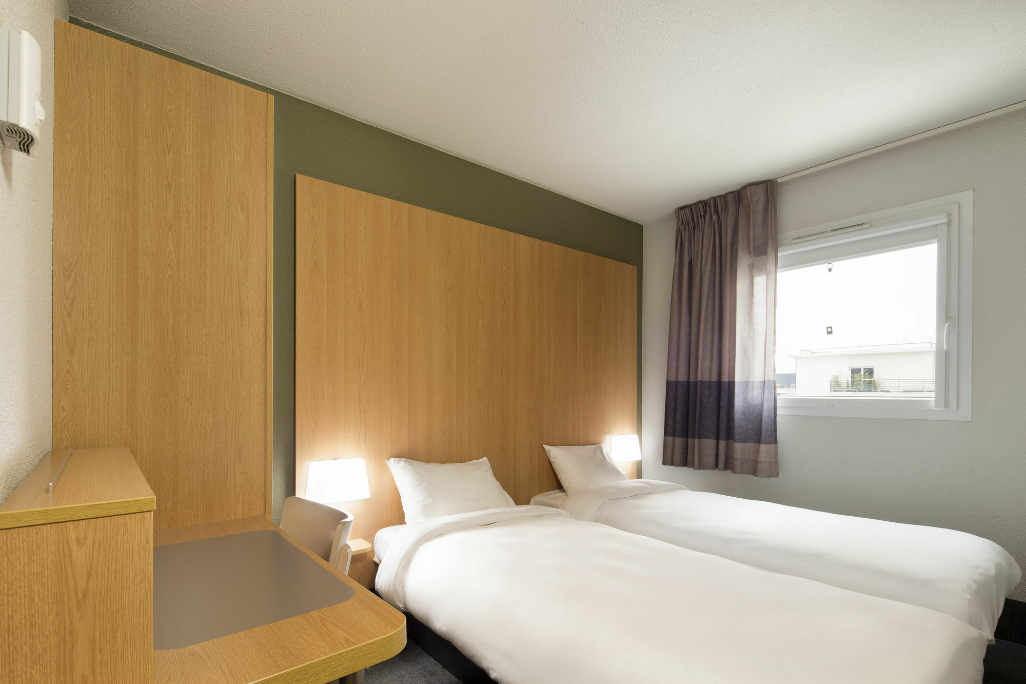 B&B Hotel Évreux Eksteriør bilde